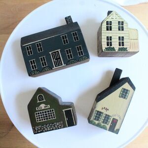 Set of 4 Vintage Tender Heart Treasures Wooden Houses